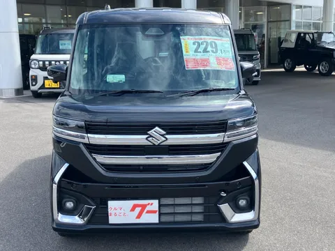 Suzuki Spacia Custom