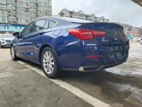 Hongqi H5