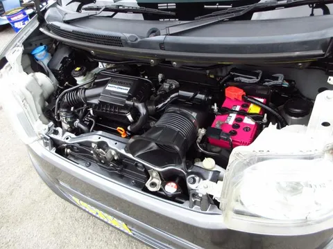 Honda N-BOX Slash