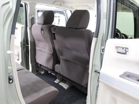Honda N-BOX Slash