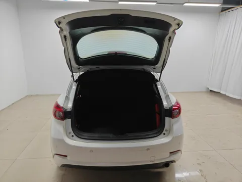 Mazda Mazda 3
