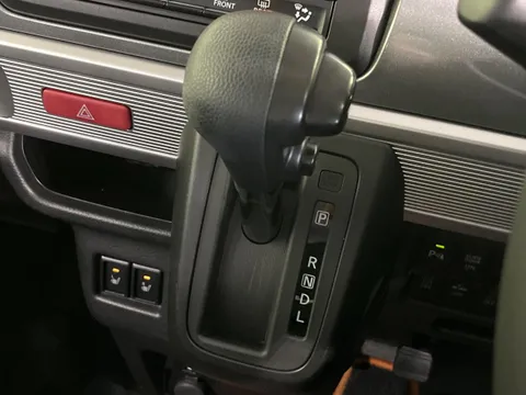 Suzuki Spacia Gear