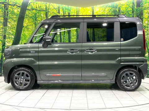 Suzuki Spacia Gear