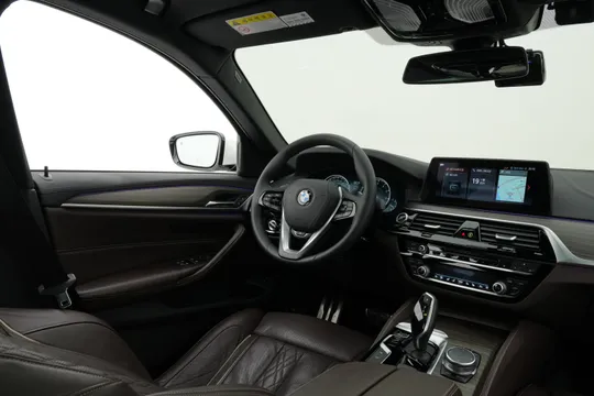 BMW BMW