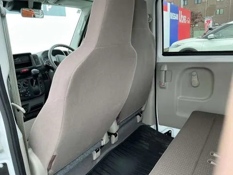 Nissan Clipper