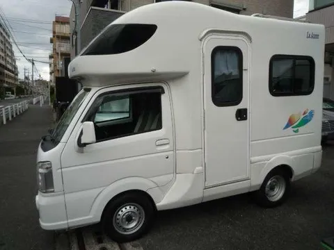Mazda Scrum Truck