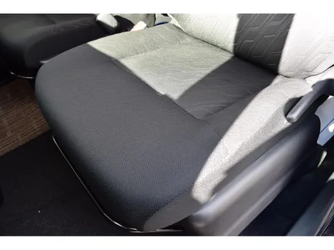 Subaru Justy Minivan