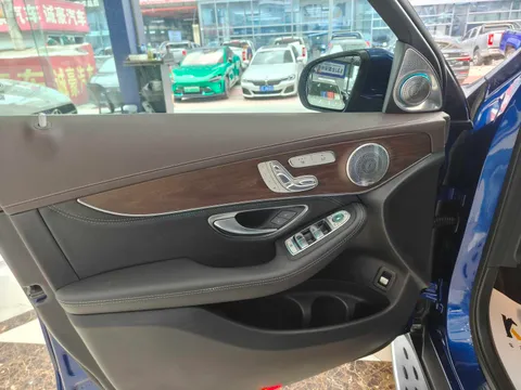 Mercedes-Benz Mercedes-Benz GLC