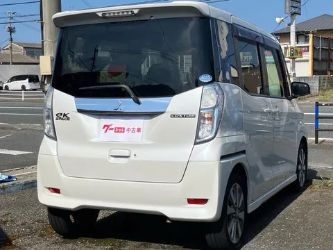 Mitsubishi eK Space Custom
