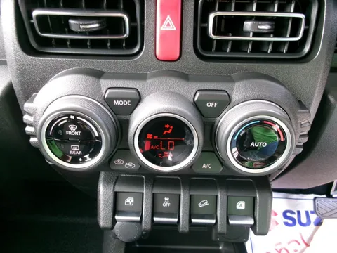 Suzuki Jimny Sierra