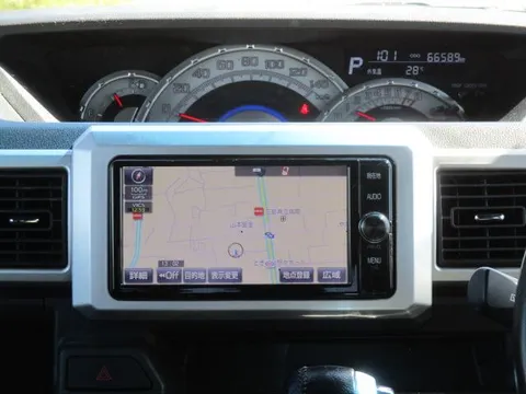 Toyota Pixis Mega