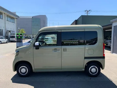 Honda N-VAN Plus Style