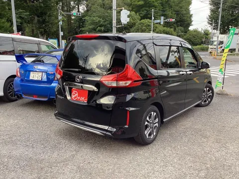 Honda Freed Plus