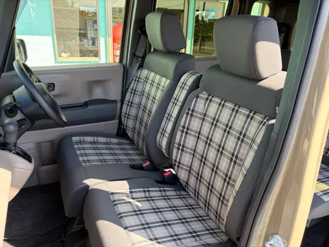 Honda N-BOX Joy