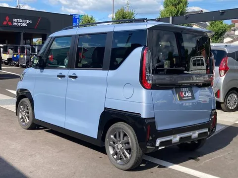 Mitsubishi Delica Mini