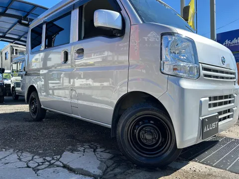 Nissan Clipper