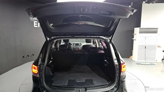 Hyundai Grand Santa Fe (Maxcruz)