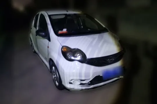 BYD F0