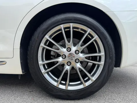 Infiniti Q50L