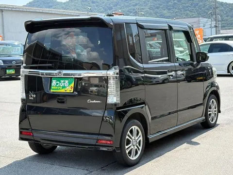 Honda N-BOX Plus Custom