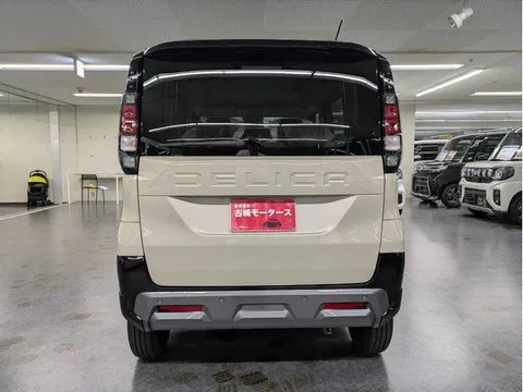 Mitsubishi Delica Mini