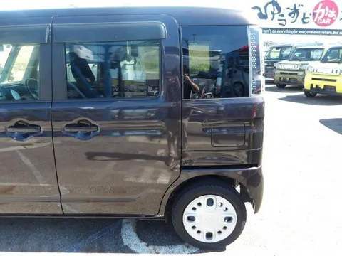 Suzuki Spacia