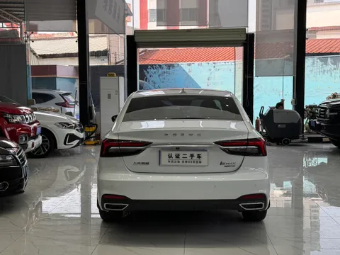 Roewe i6