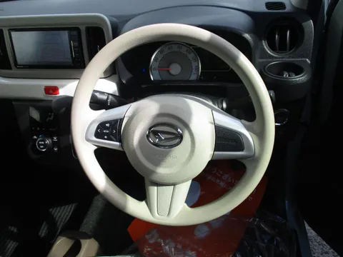 Daihatsu Mira Tocot