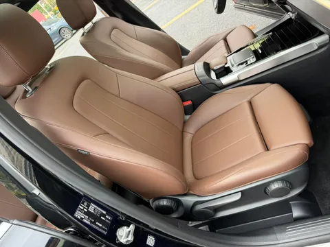 Mercedes-Benz Mercedes-Benz GLB