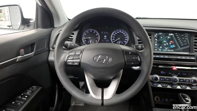Hyundai Elantra (Avante)