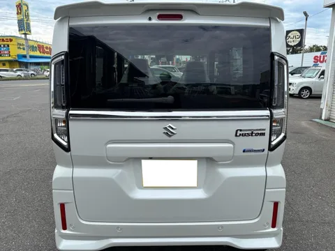 Suzuki Spacia Custom
