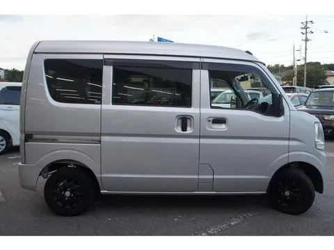 Nissan Clipper
