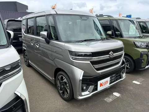 Suzuki Spacia Custom