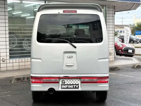 Daihatsu Atrai Wagon