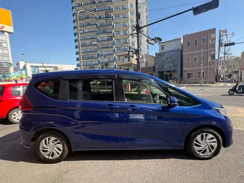 Honda Freed Plus