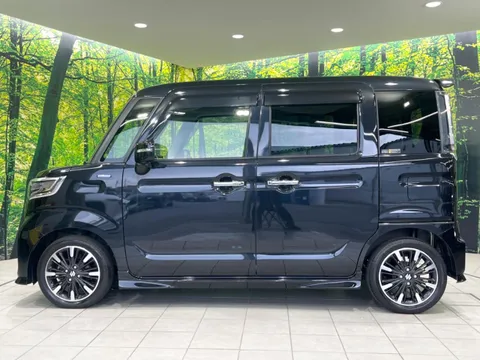 Suzuki Spacia Custom