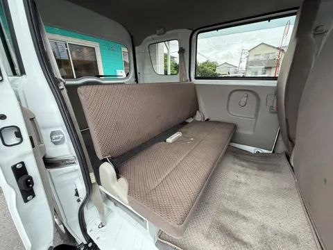 Mitsubishi Minicab Van