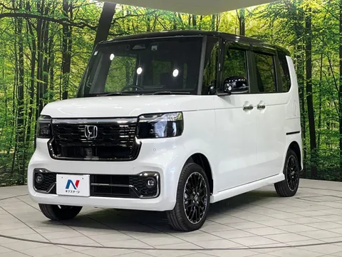 Honda N-BOX Custom