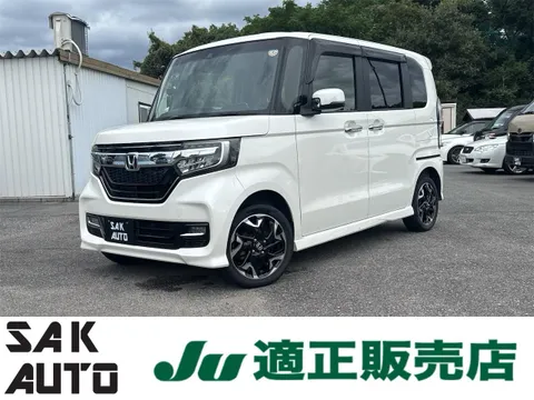 Honda N-BOX Custom