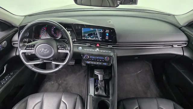 Hyundai Elantra (Avante)