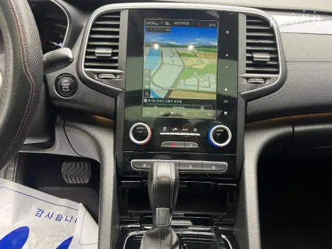 Renault Talisman (SM6)