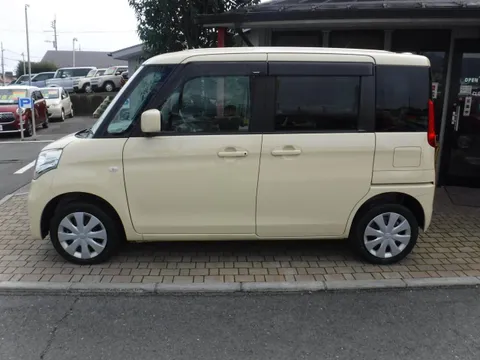 Suzuki Spacia