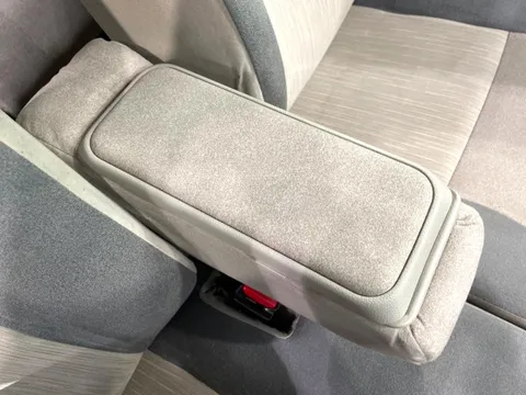 Toyota Pixis Joy