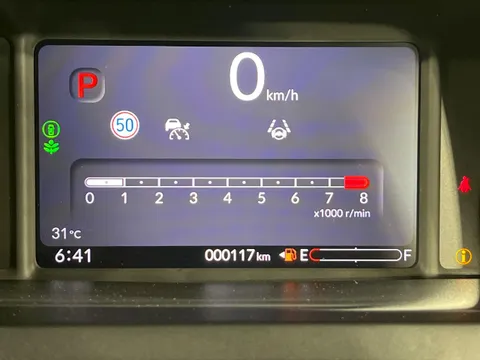 Honda N-BOX Custom