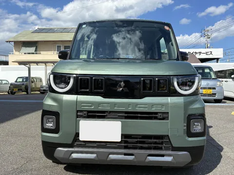 Mitsubishi Delica Mini