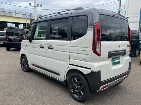 Suzuki Spacia Gear