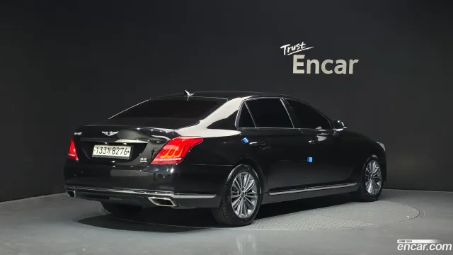 Genesis G90 (EQ900)