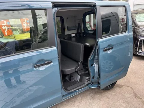 Suzuki Spacia Base