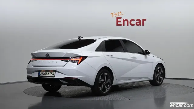 Hyundai Elantra (Avante)