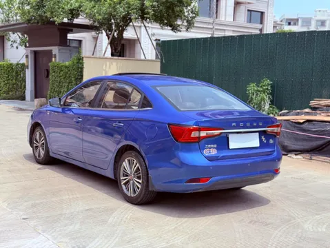 Roewe i5